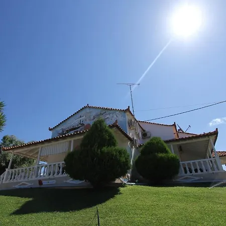 9 Mouses Appartement Filiatra